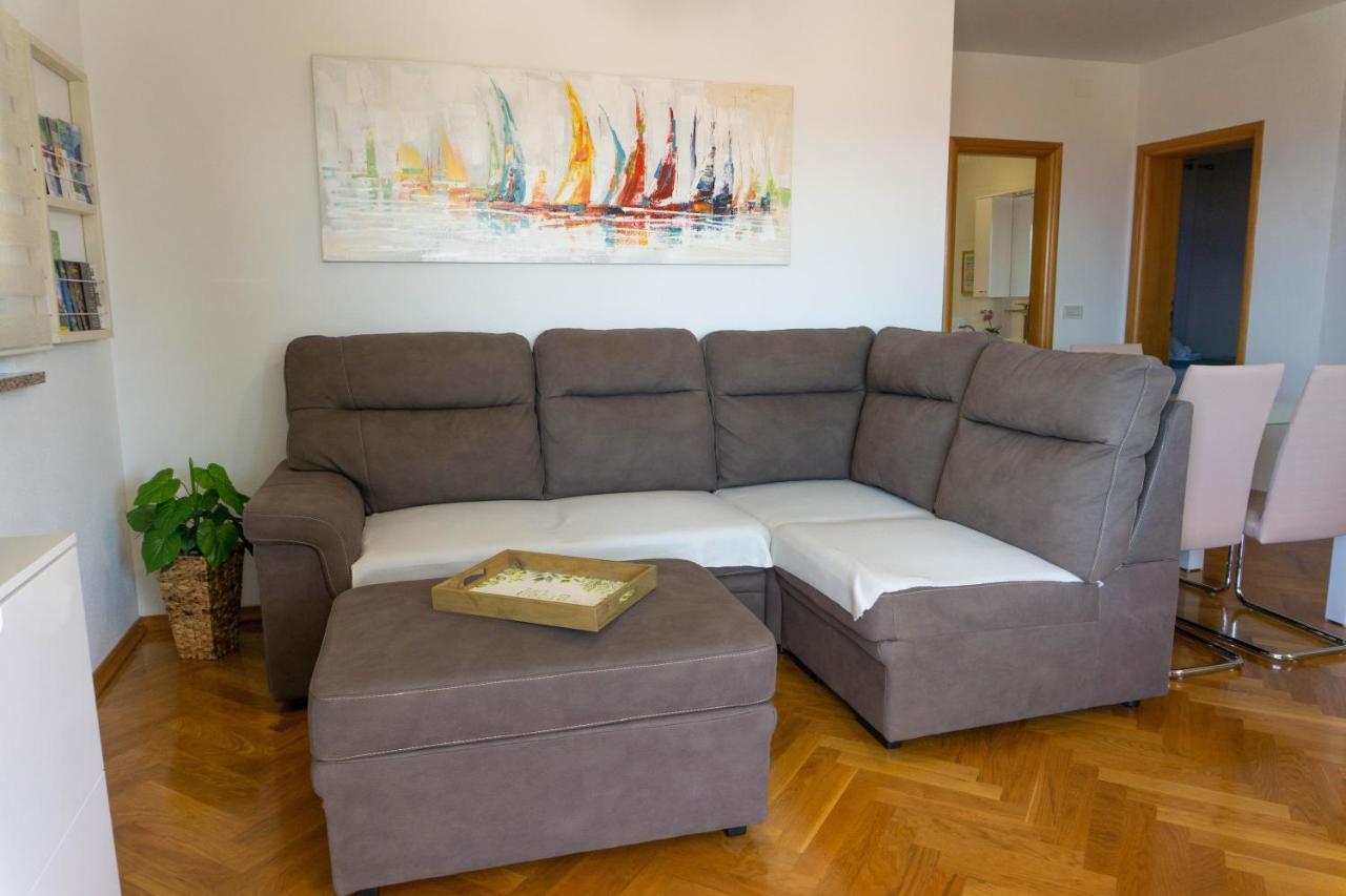 Apartment Jadran مالينسكا المظهر الخارجي الصورة