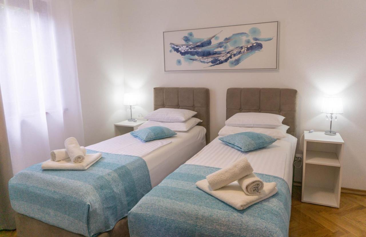 Apartment Jadran مالينسكا المظهر الخارجي الصورة