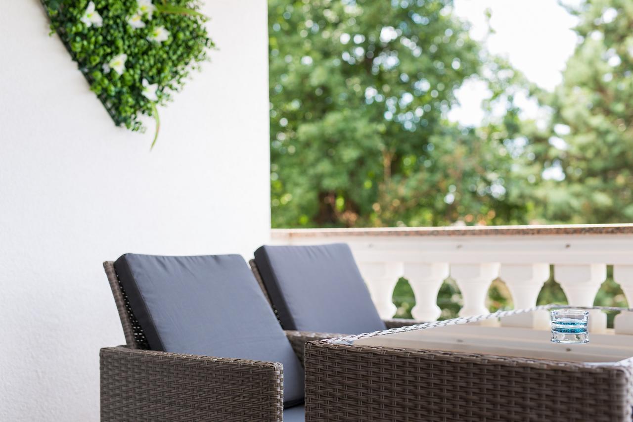 Apartment Jadran مالينسكا المظهر الخارجي الصورة